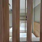 Tam Serviced Studio Apartment Myslym Shyri No1